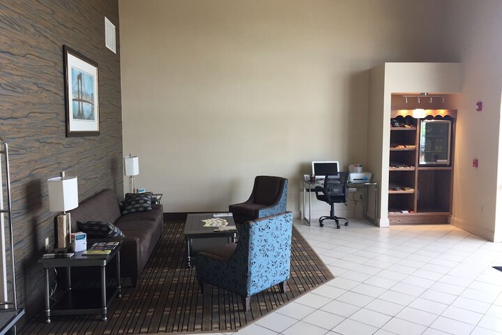 Hotel Interior 19 of 61