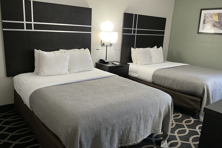 Room 18 of 38