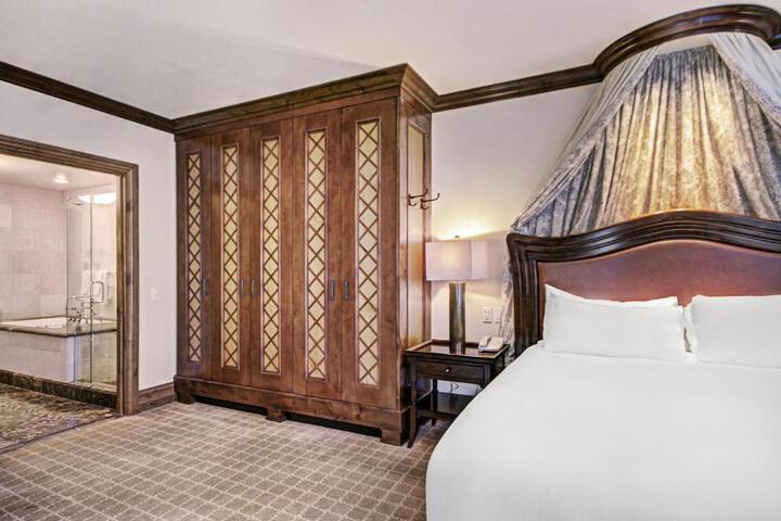 The Arrabelle at Vail Square a RockResort by Vail Resorts