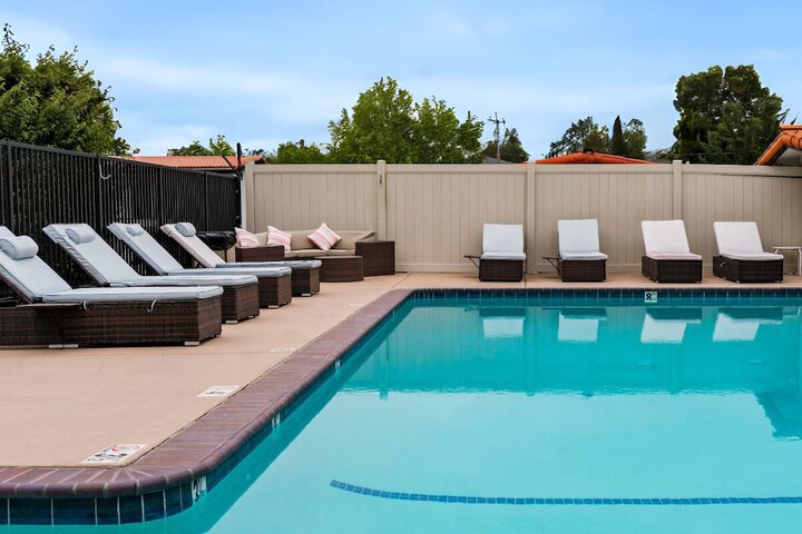 Pool 2 of 46