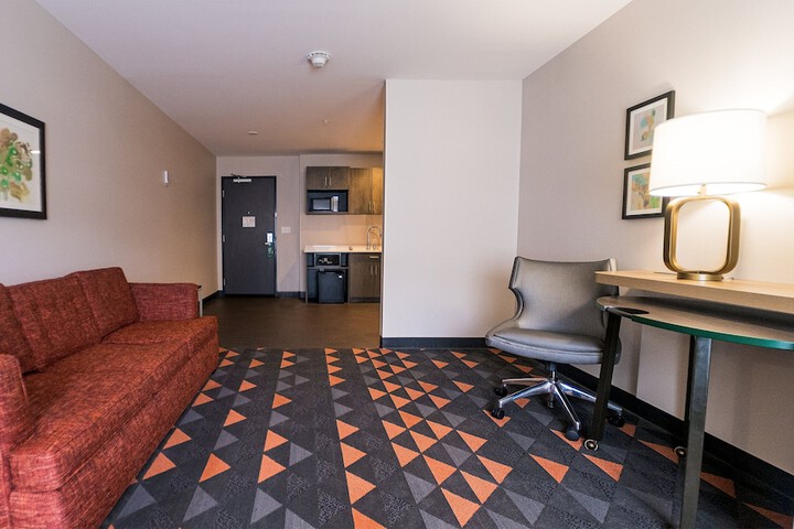 Room 47 of 89