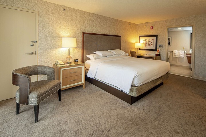Room 8 of 37