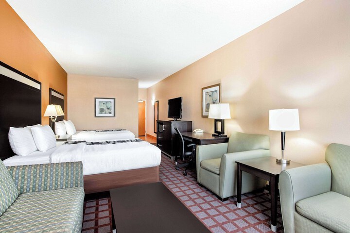 Spark by Hilton Plainfield Indianapolis