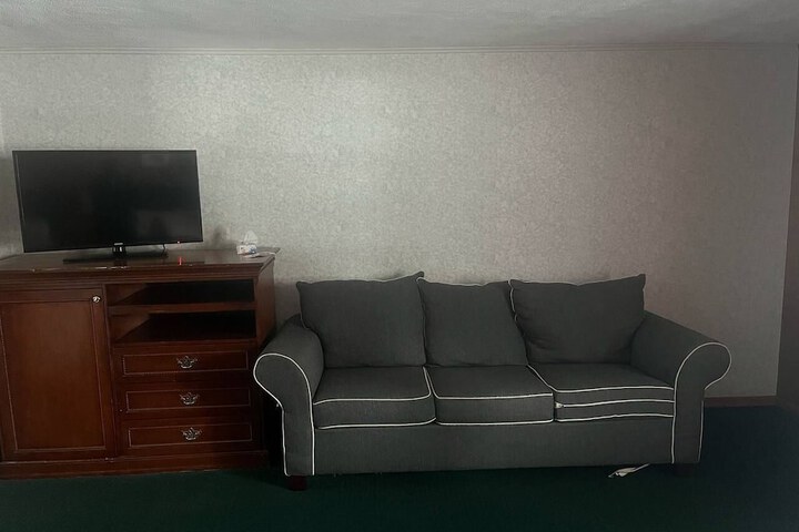 Stonybrook Motel & Lodge