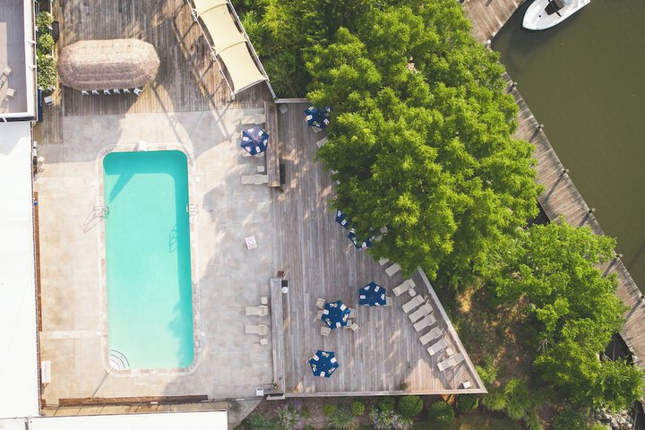 The Lodge at Great Oak Landing