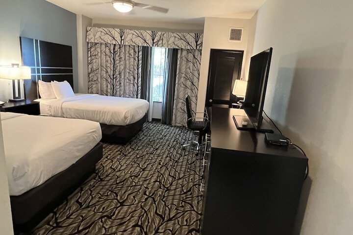 Room 43 of 66