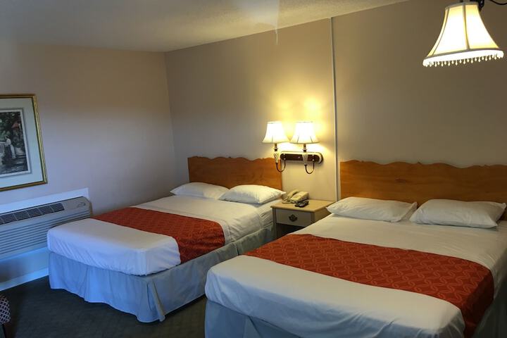 Room 11 of 40