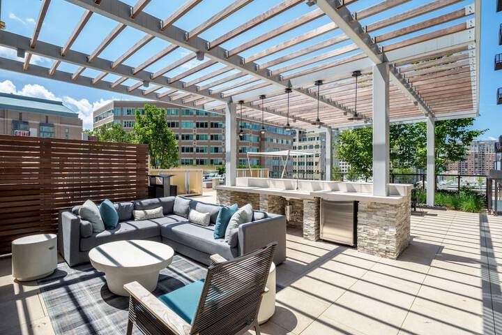 Global Luxury Suites at Reston Town Center