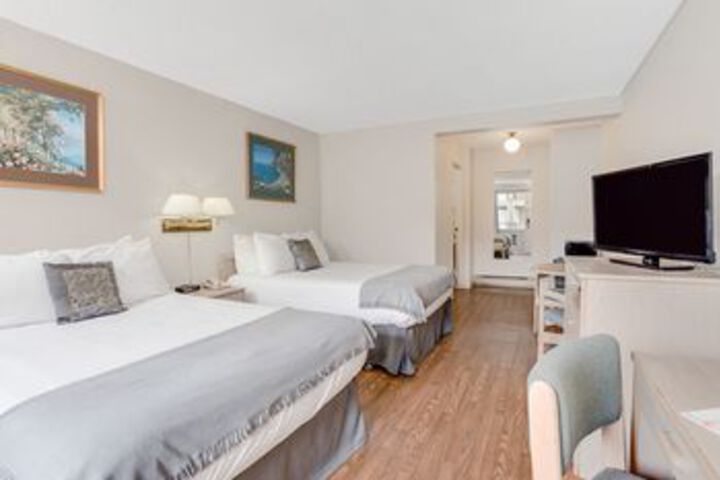 Howard Johnson Inn Enderby
