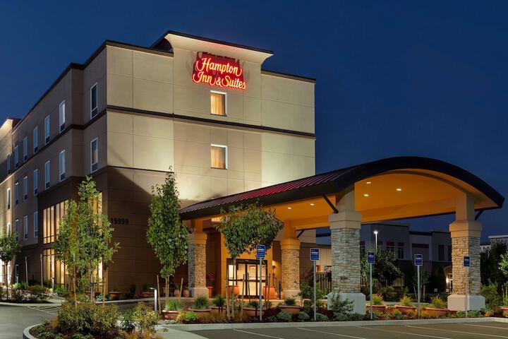 Hotel 3 of 34