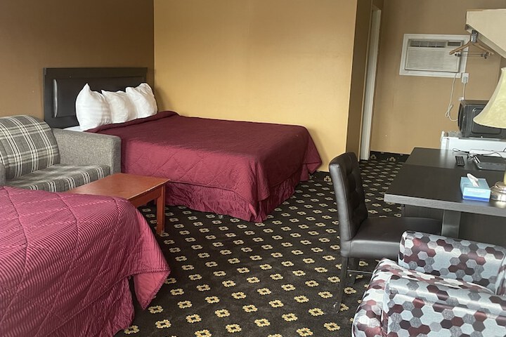 Room 19 of 70