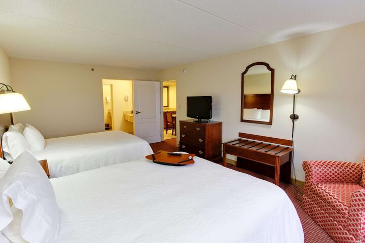 Room 42 of 69