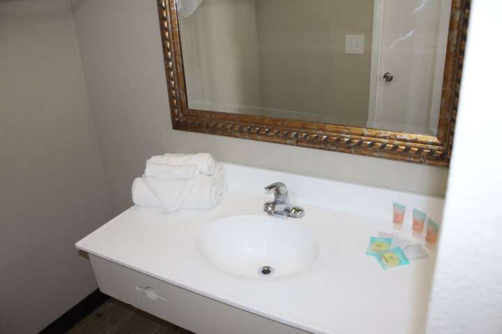 Room 15 of 39