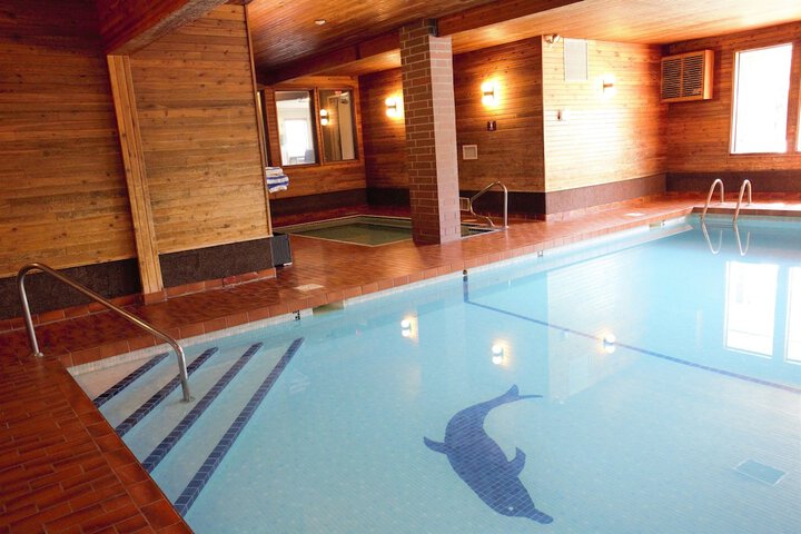 Pool 2 of 40