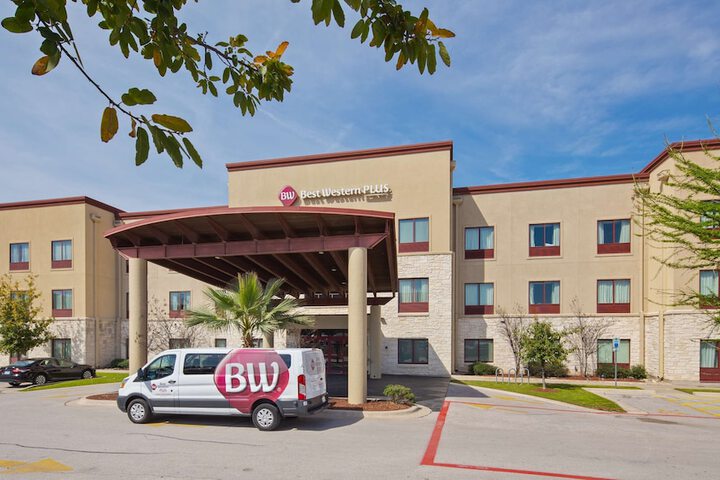 Hotel 2 of 26
