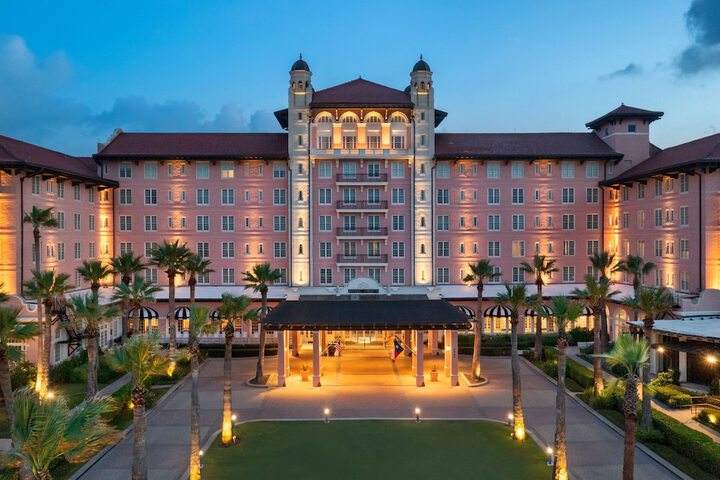 Grand Galvez Resort Autograph Collection