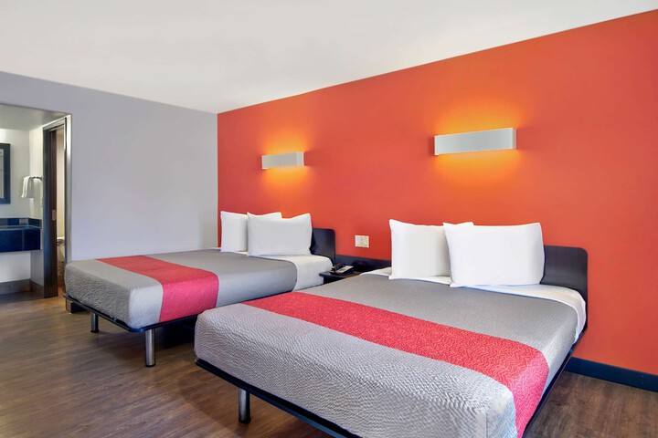 Room 20 of 27