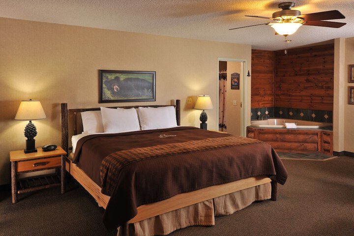 Room 17 of 27