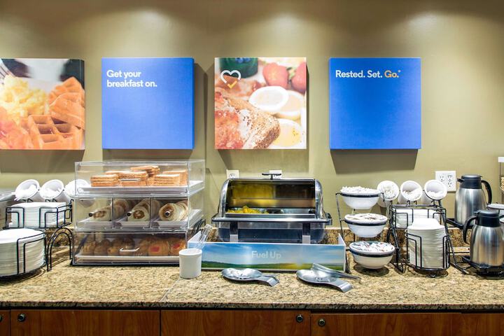 Comfort Inn and Suites San Francisco Airport North