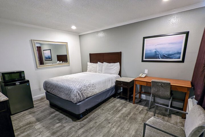 Room 46 of 54