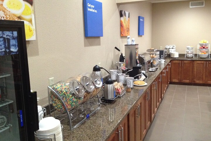 Breakfast/Coffee Service 49 of 55