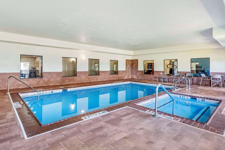 Pool 4 of 32
