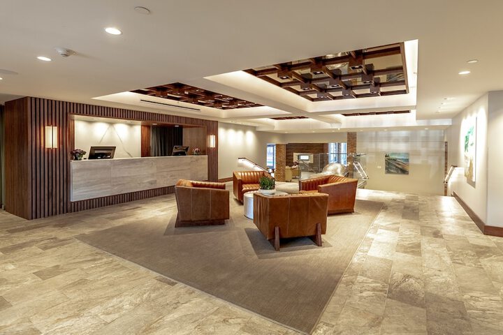 Hotel Interior 6 of 34
