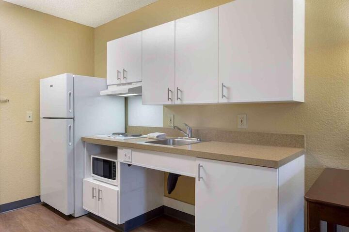 Studio 6 Suites Seattle Kent WA