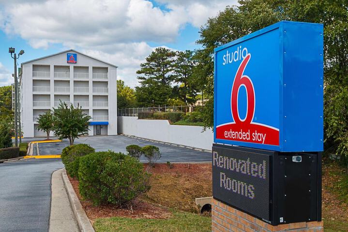 Studio 6 Extended Stay - Atlanta GA - Chamblee