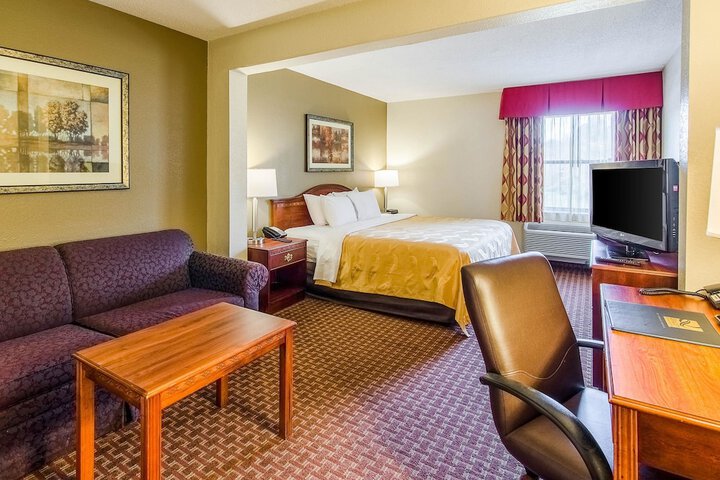 Room 43 of 49