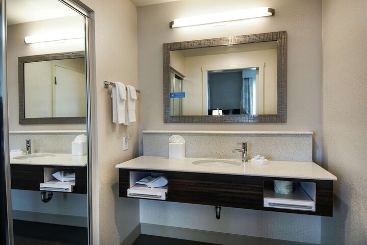 Hampton Inn & Suites Mission Viejo