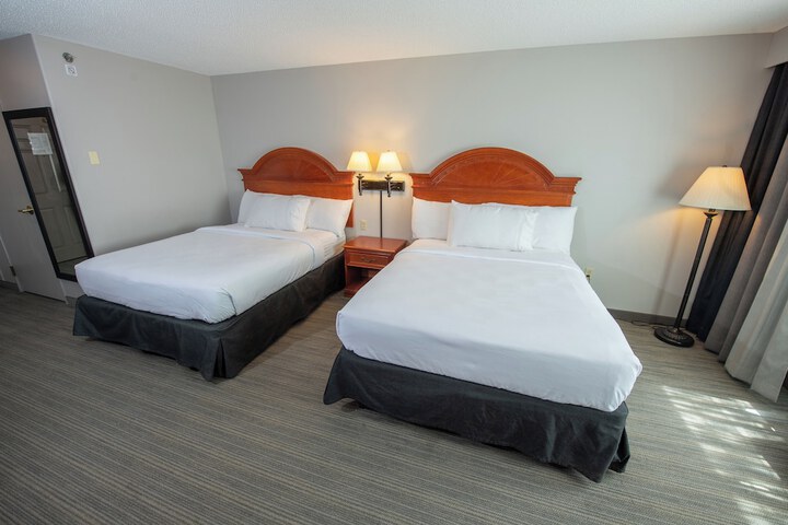 Room 7 of 16