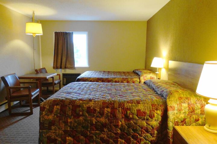 Room 11 of 30