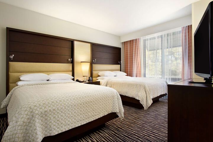 Embassy Suites by Hilton Fayetteville Fort Bragg
