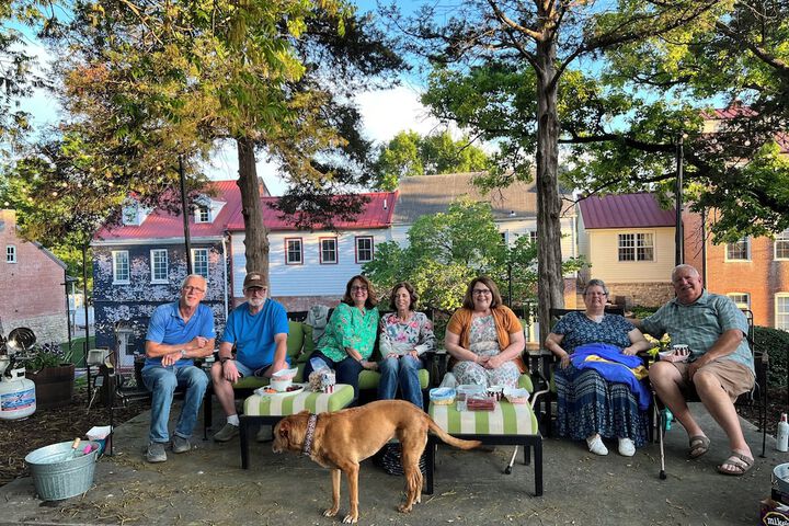 Captain Wohlt Inn Bed & Breakfast