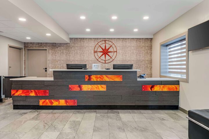 Hotel Interior 4 of 25
