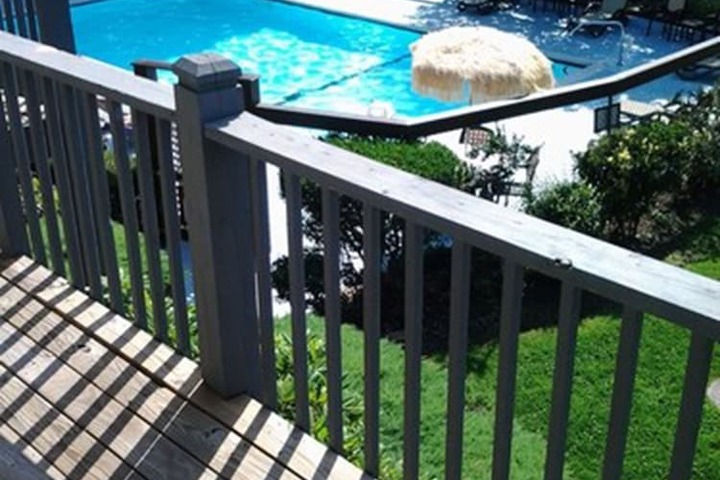 Pool 4 of 27