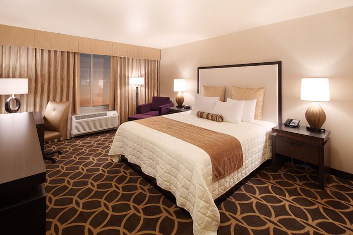 Room 10 of 25