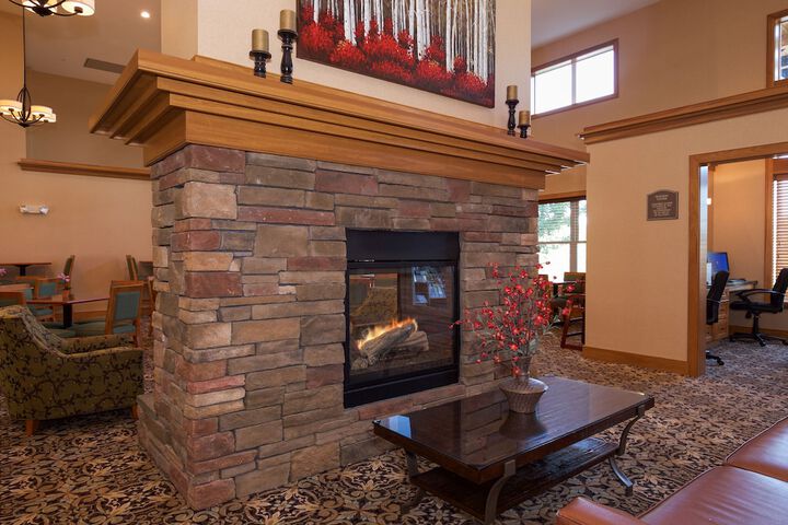 White River Inn and Suites