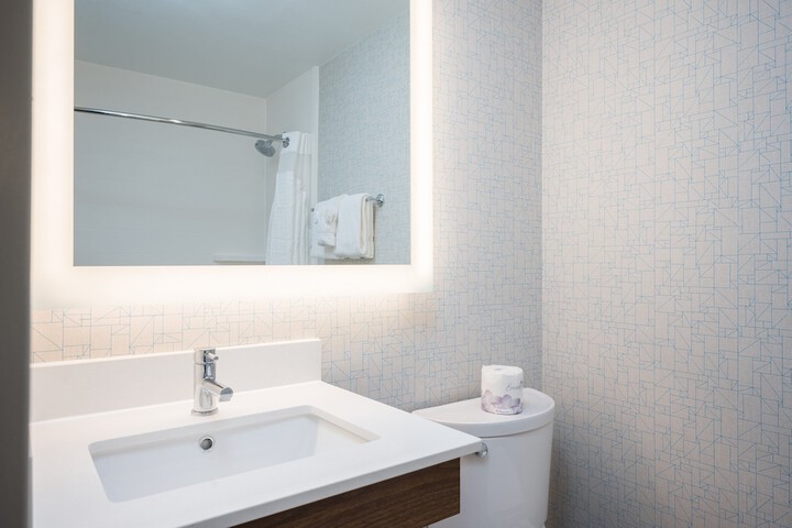 Holiday Inn Express Grover Beach-Pismo Beach Area by IHG