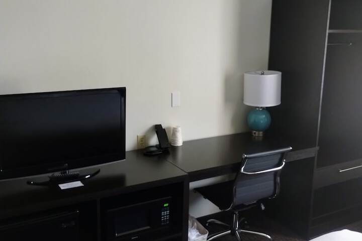 Room 66 of 77