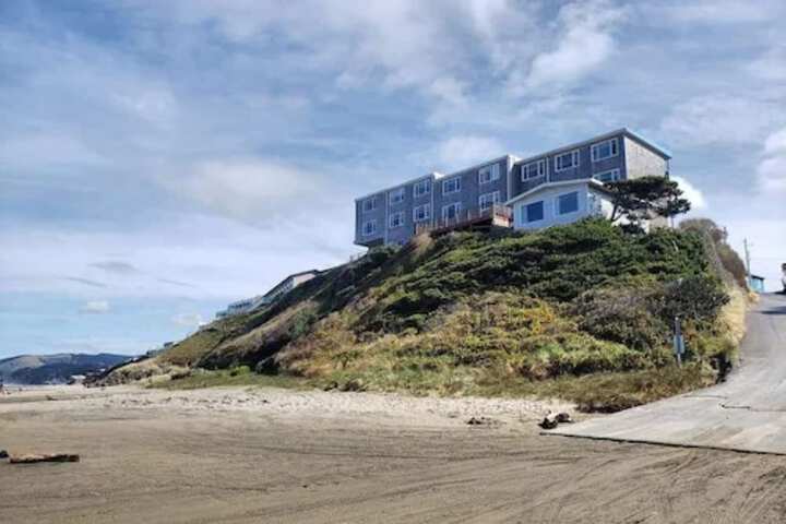 Hotel 5 of 124