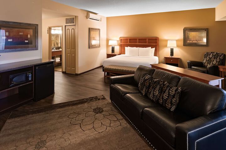 Room 36 of 50