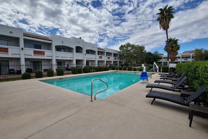 Pool 5 of 64
