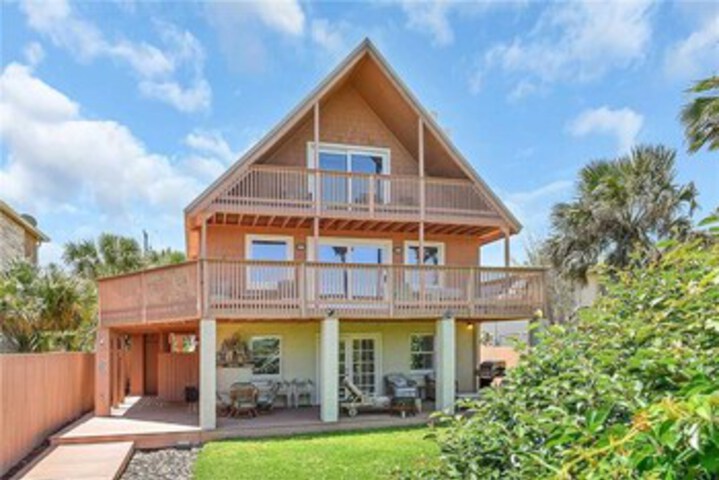Going Coastal Beach House Four Bedroom Home