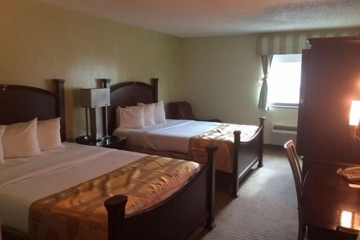 Room 26 of 35