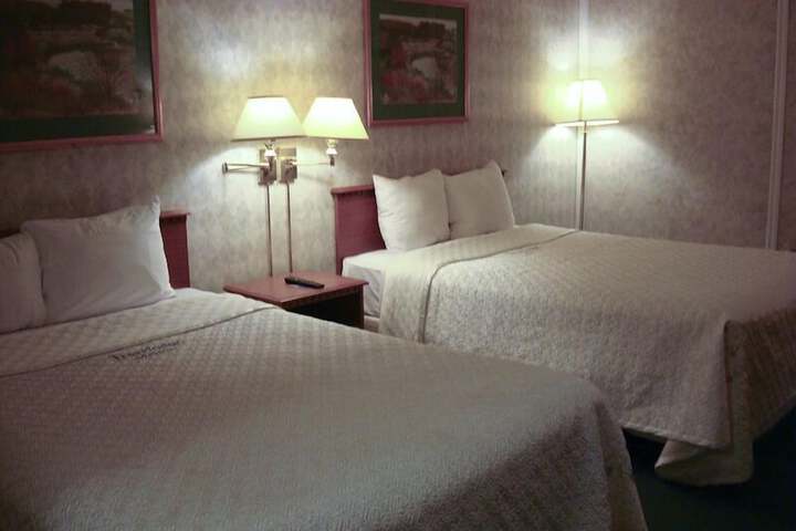Room 12 of 20