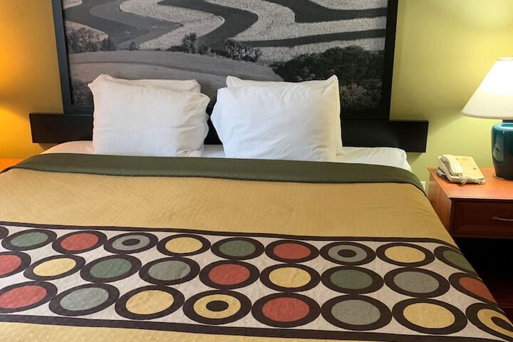 Room 23 of 55