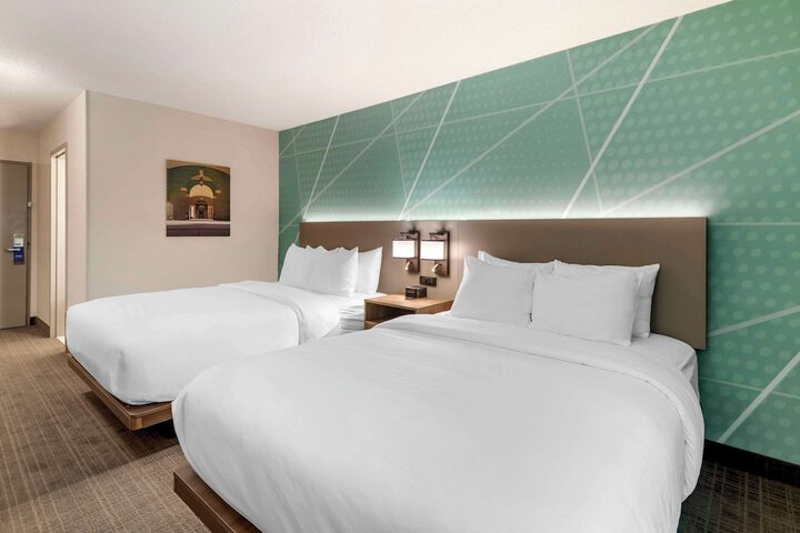 Room 16 of 29