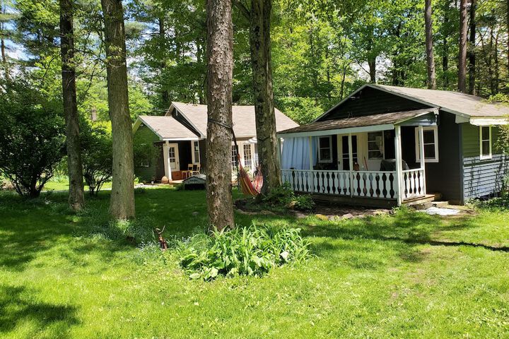 Paradise Pine Getaway Cabins